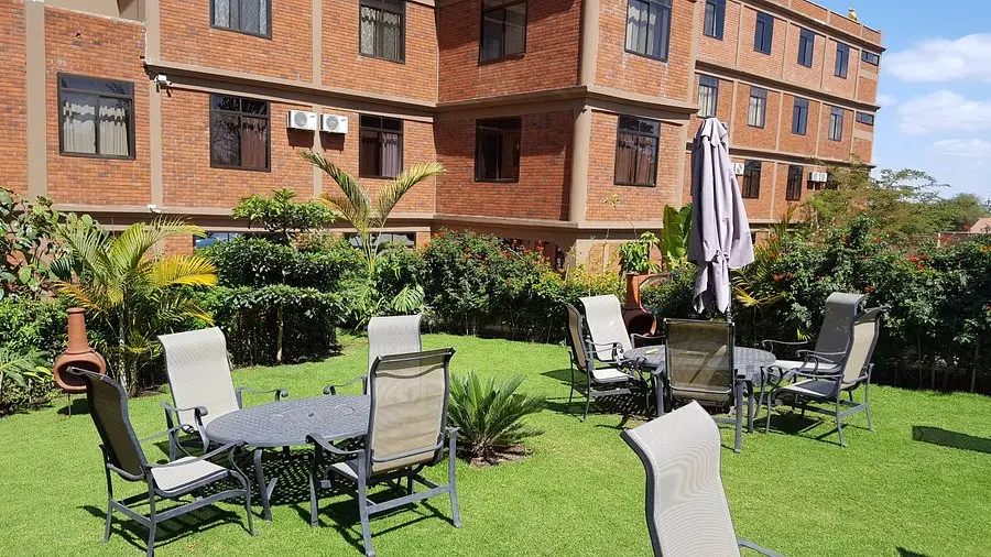 garden-at-the-hotel