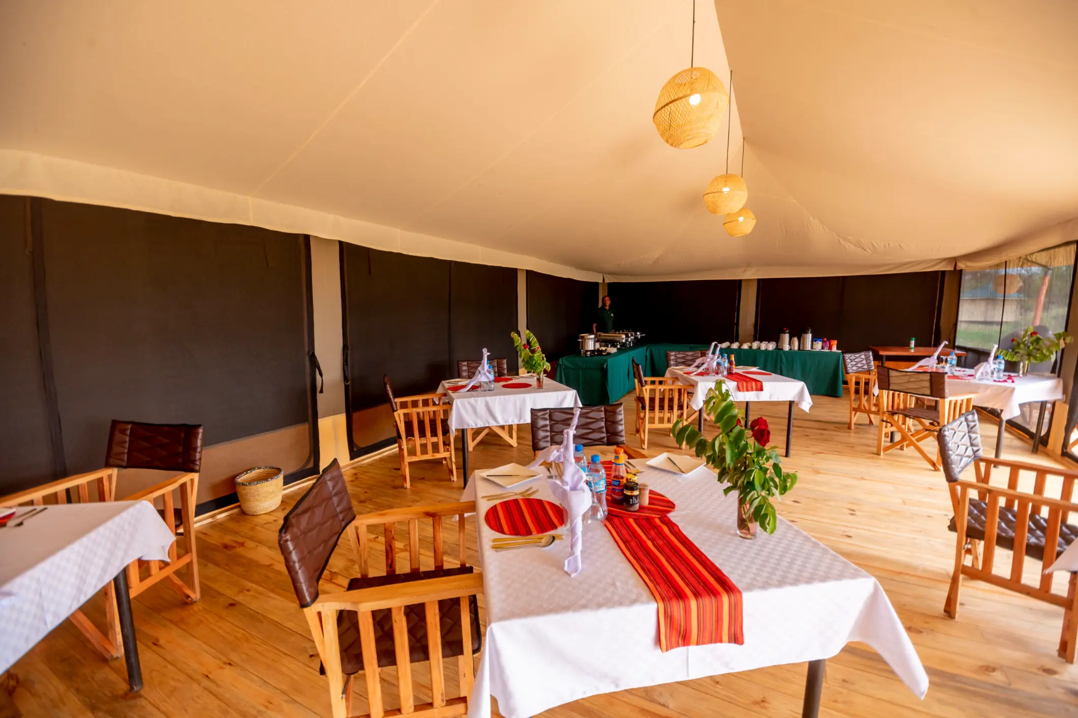 Serengeti-Classic-View-Camp-restaurant
