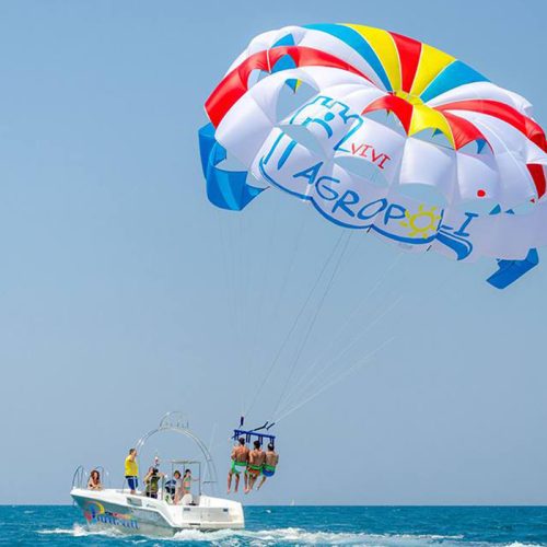 Parasailing_zanzibar