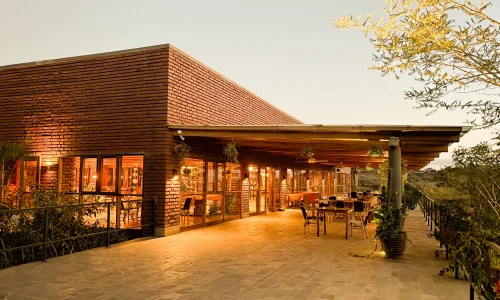 Suricata Boma Lodge