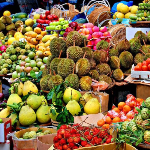 What is the best time to visit a Zanzibar local market