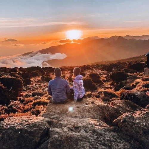 kilimanjaro-summit-ascent-sunrise