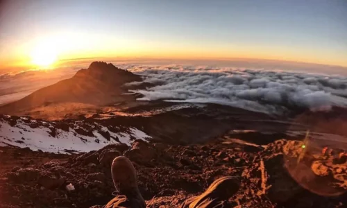 kilimanjaro-summit-ascent-sunrise-view