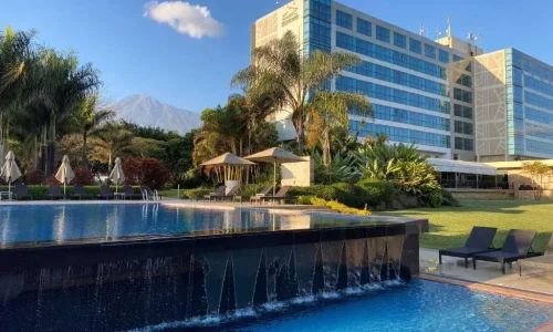 mount-meru-Hotel-External