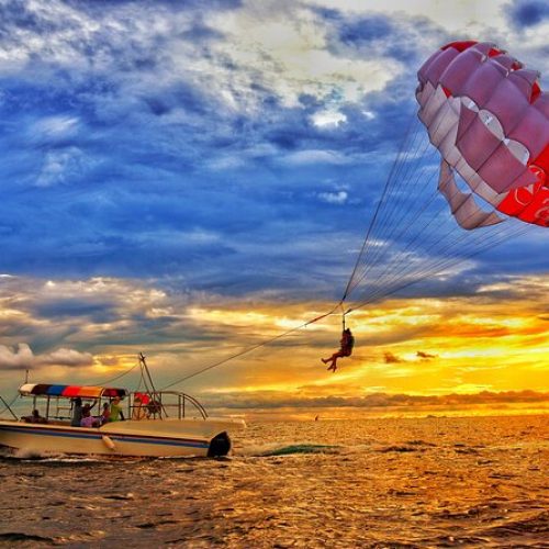parasailing-zanzibar
